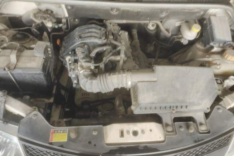 Used Wuling Hongguang 2018 1.2L Classic S Base Model Engine Bay