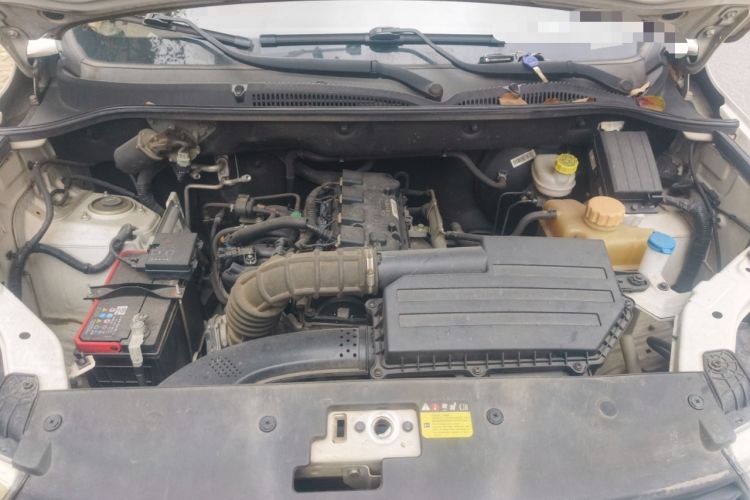 Used Wuling Hongguang 2018 1.5L S Standard Version L2B Engine Bay