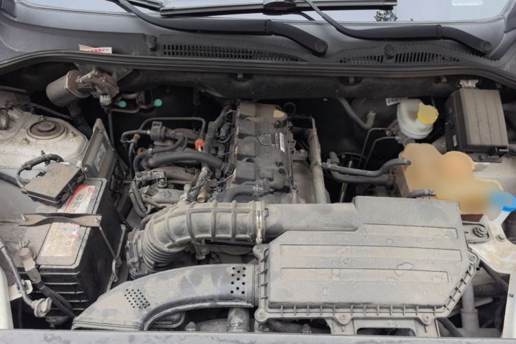 Used Wuling Hongguang 2018 1.5L S Standard Version L2B Engine Bay