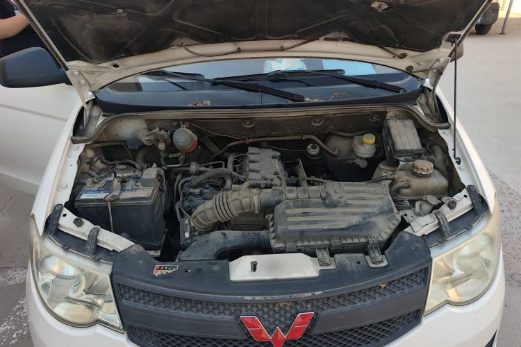 Used Wuling Hongguang 2018 1.5L Classic S Base Model Engine Bay
