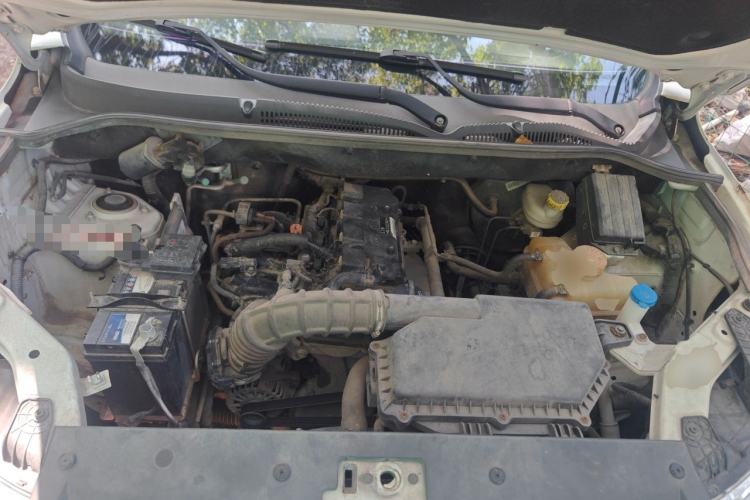 Used Wuling Hongguang 2018 1.5L S Comfort Model L2B Engine Bay