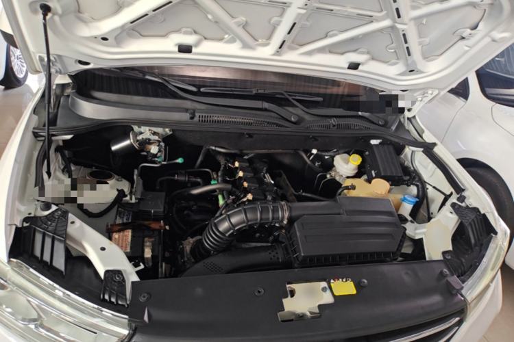 Used Wuling Hongguang 2018 1.5L S Standard Version L2B Engine Bay