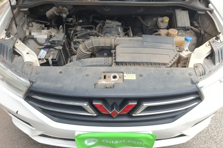 Used Wuling Hongguang 2018 1.5L S Comfort Model L2B Engine Bay