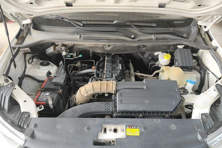 Used Wuling Hongguang 2018 1.5L S Standard Version L2B Engine Bay