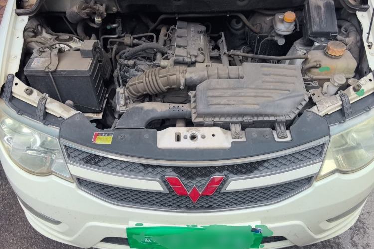 Used Wuling Hongguang 2018 1.5L Classic S Standard Model Engine Bay