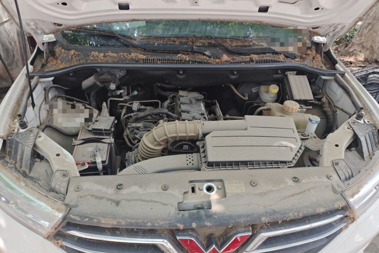 Used Wuling Hongguang 2018 1.5L S Standard Version L2B Engine Bay