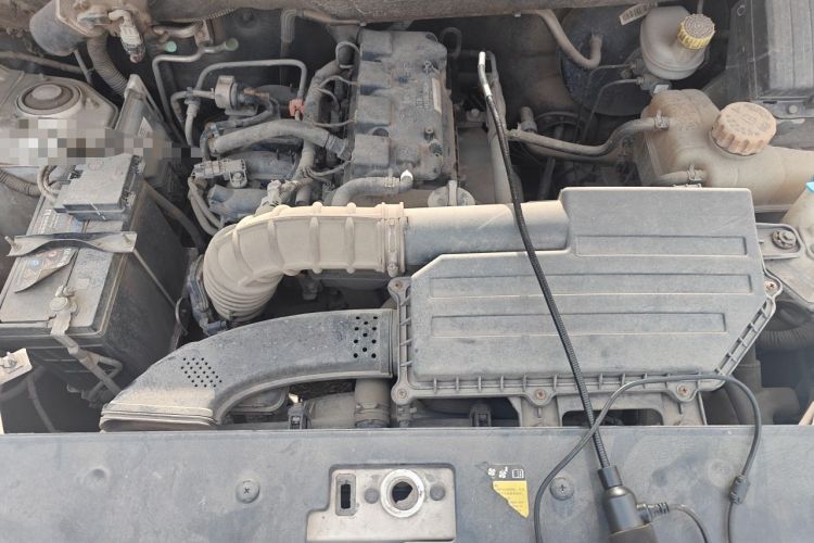 Used Wuling Hongguang 2018 1.5L S Comfort Model L2B Engine Bay