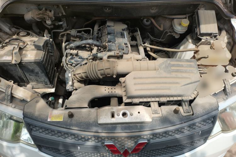 Used Wuling Hongguang 2018 1.5L Classic S Base Model Engine Bay