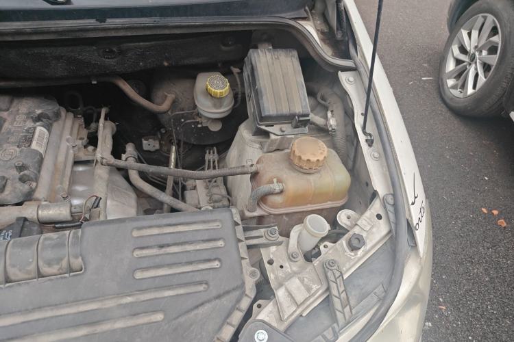 Used Wuling Hongguang 2018 1.5L Classic S Base Model Engine Bay Left