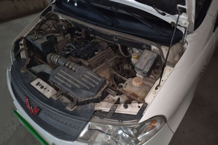 Used Wuling Hongguang 2018 1.5L Classic S Base Model Engine Bay Left