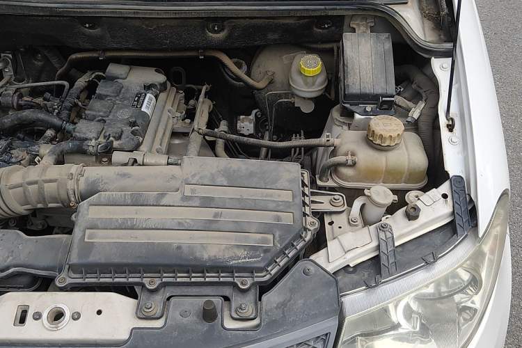 Used Wuling Hongguang 2018 1.5L Classic S Base Model Engine Bay Left