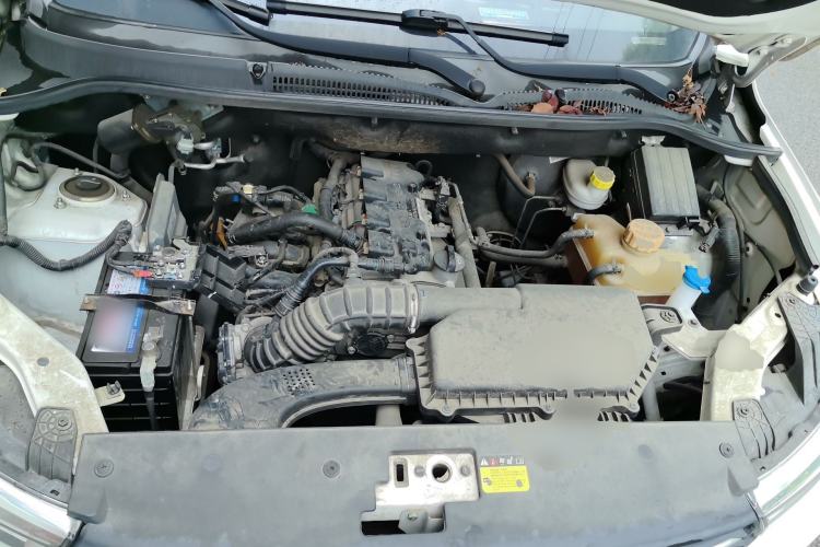 Used Wuling Hongguang 2018 1.5L S Comfort Model L2B Engine Bay