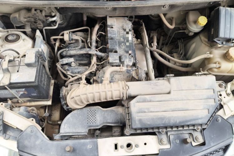 Used Wuling Hongguang 2018 1.5L Classic S Base Model Engine Bay