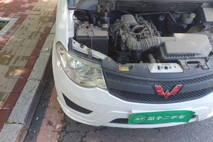Used Wuling Hongguang 2018 1.2L Classic S Base Model Engine Bay Right