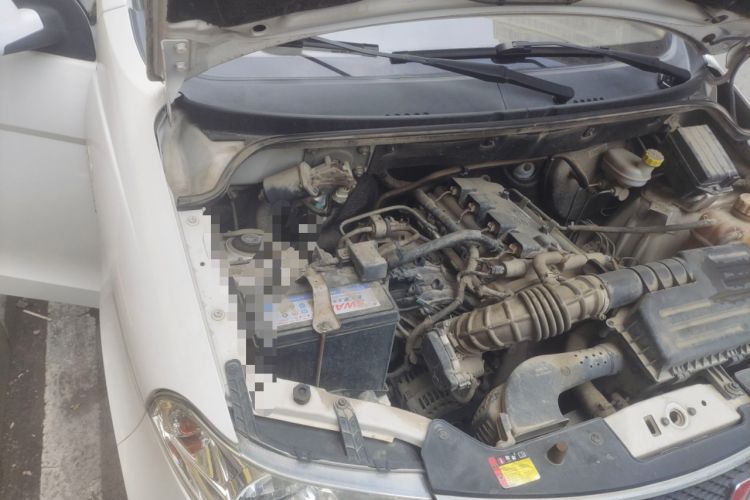 Used Wuling Hongguang 2018 1.5L Classic S Standard Model Engine Bay Right