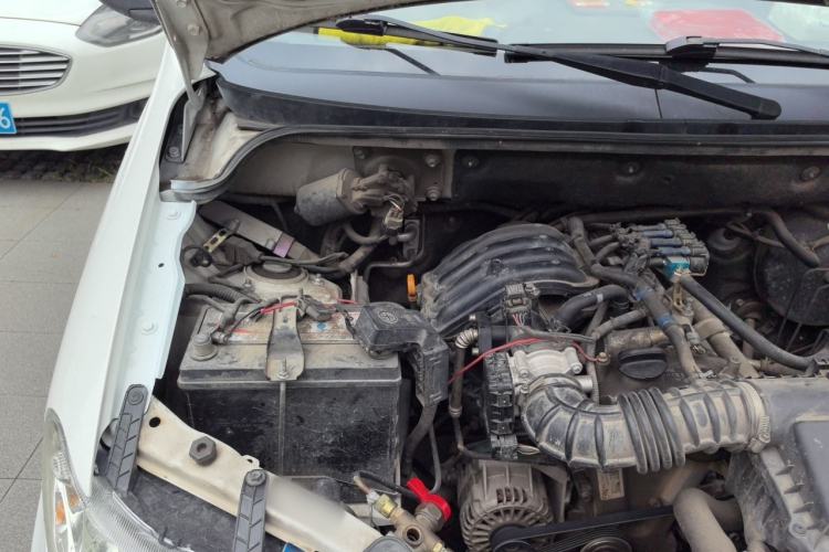 Used Wuling Hongguang 2018 1.2L Classic S Base Model Engine Bay Right