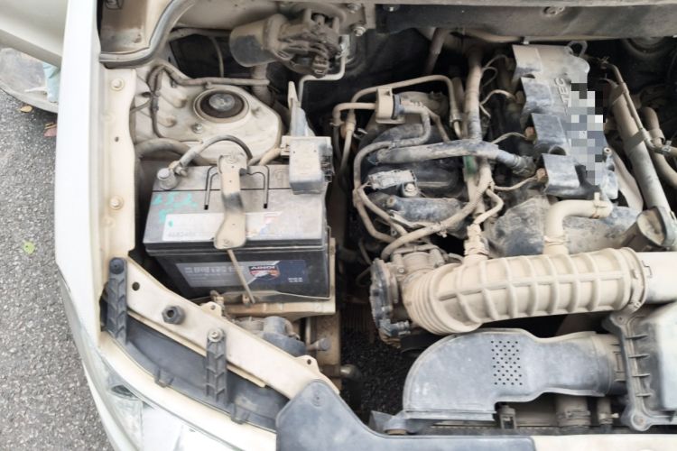 Used Wuling Hongguang 2018 1.5L Classic S Base Model Engine Bay Right
