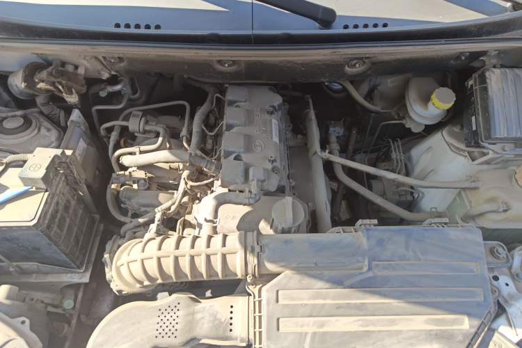 Used Wuling Hongguang 2018 1.5L Classic S Standard Model Engine Bay