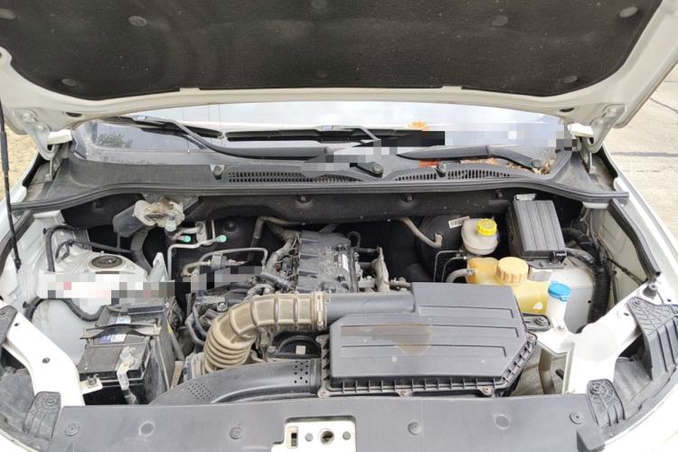 Used Wuling Hongguang 2018 1.5L S Comfort Model L2B Engine Bay