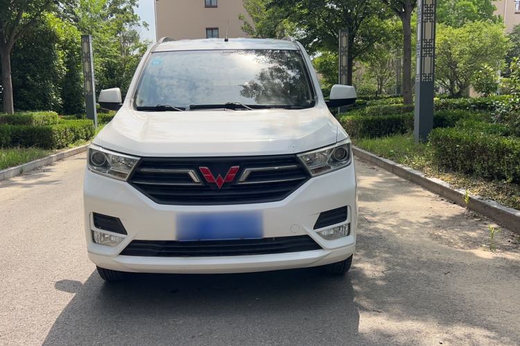 Used Wuling Hongguang 2018 1.5L S Standard Version L2B Exterior 1