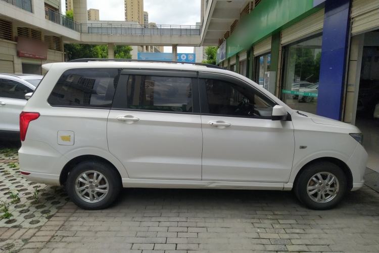 Used Wuling Hongguang 2018 1.5L S Comfort Model L2B Exterior 2