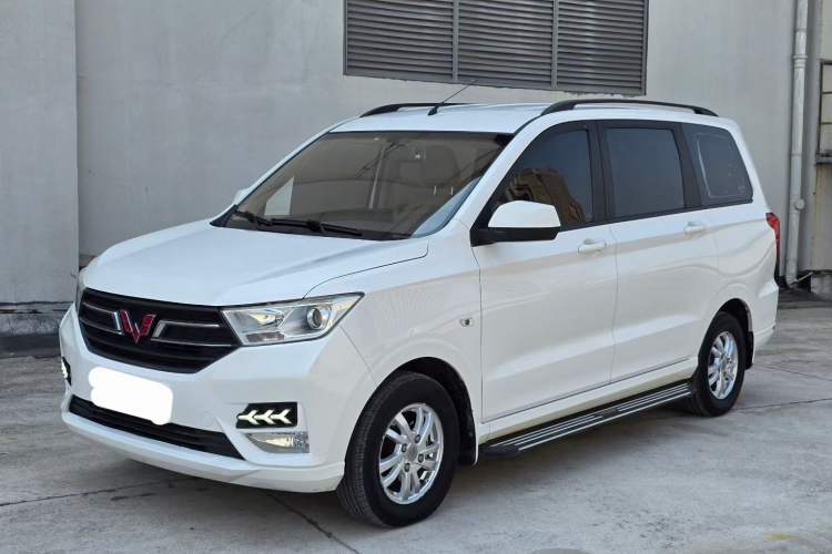 Used Wuling Hongguang 2018 1.5L S Comfort Model L2B Exterior 2