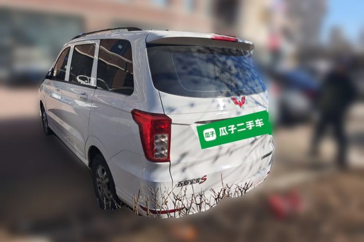 Used Wuling Hongguang 2018 1.5L S Standard Version L2B Exterior 3