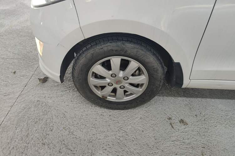 Used Wuling Hongguang 2018 1.5L Classic S Standard Model Exterior 4