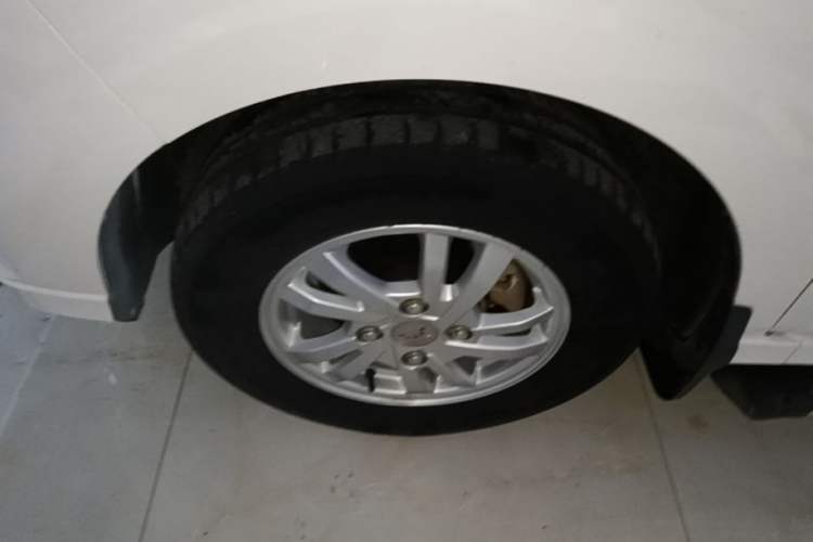 Used Wuling Hongguang 2018 1.5L S Comfort Model L2B Exterior 4