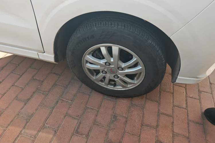 Used Wuling Hongguang 2018 1.5L S Standard Version L2B Exterior 7