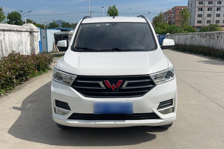 Used Wuling Hongguang 2018 1.5L S Standard Version L2B Front