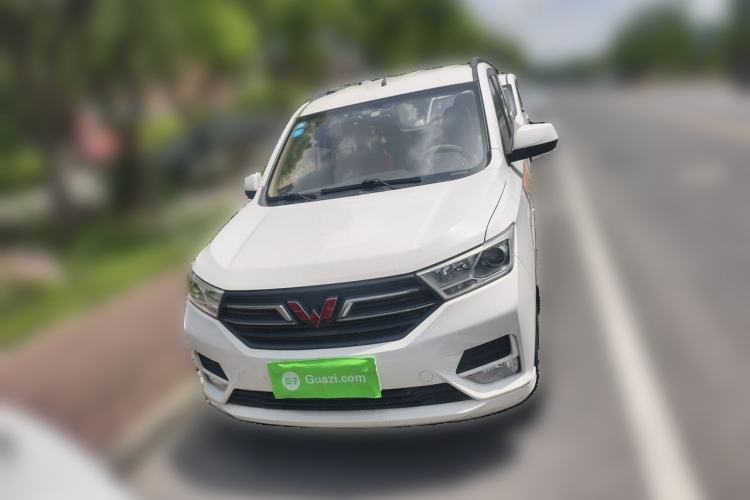 Used Wuling Hongguang 2018 1.5L S Standard Version L2B Front