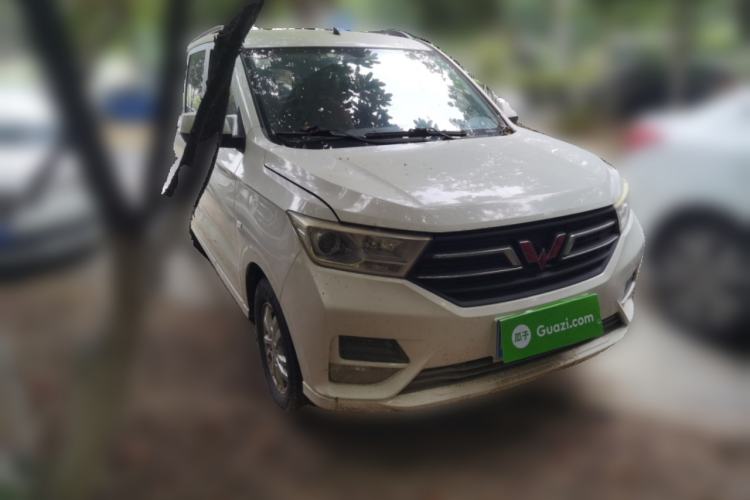 Used Wuling Hongguang 2018 1.5L S Standard Version L2B Front Right 45 Deg