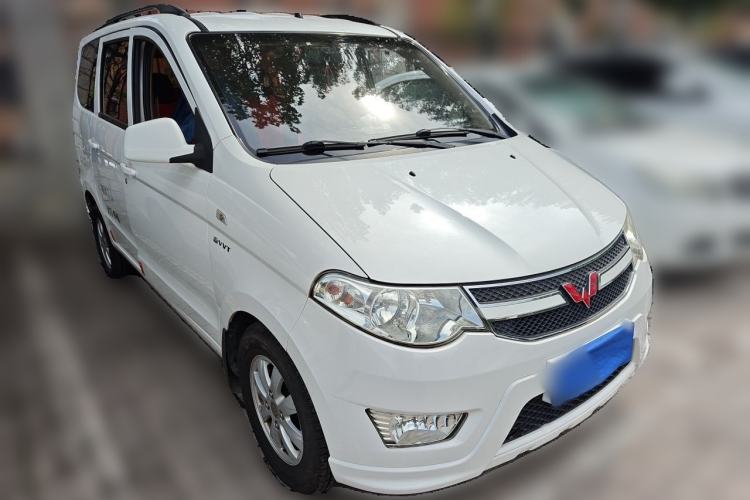 Used Wuling Hongguang 2018 1.5L S Standard Version L2B Front Right 45 Deg