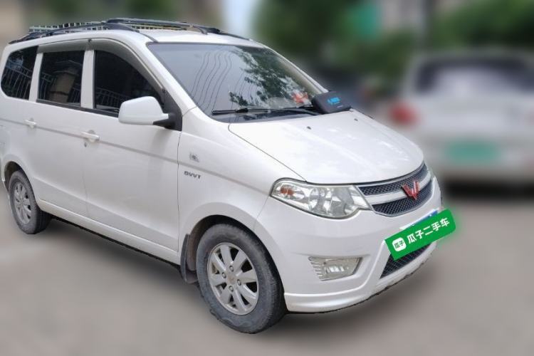 Used Wuling Hongguang 2018 1.5L Classic S Standard Model Front Right 45 Deg