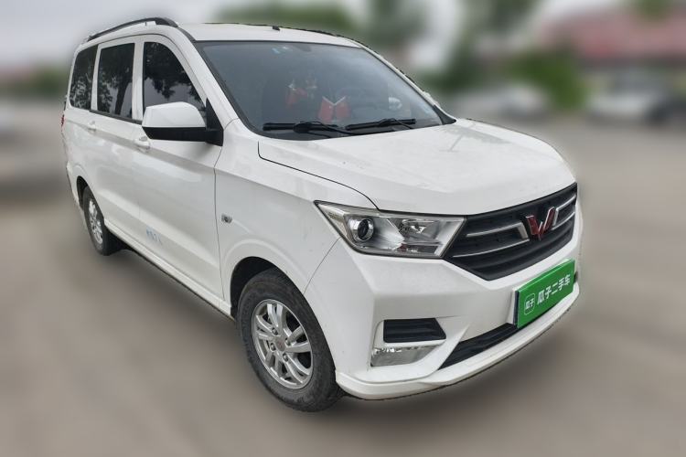 Used Wuling Hongguang 2018 1.5L S Standard Version L2B Front Right 45 Deg