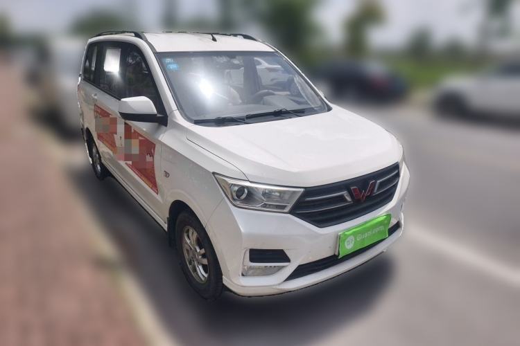 Used Wuling Hongguang 2018 1.5L S Standard Version L2B Front Right 45 Deg