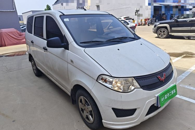 Used Wuling Hongguang 2018 1.2L Classic S Base Model Front Right 45 Deg