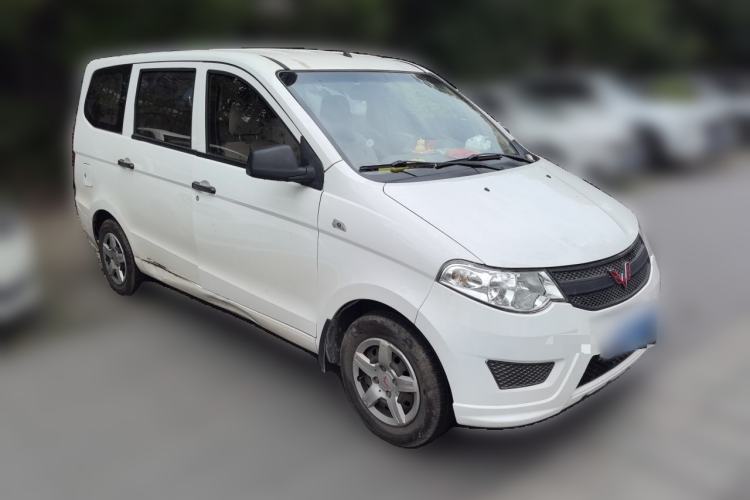 Used Wuling Hongguang 2018 1.2L Classic S Base Model Front Right 45 Deg