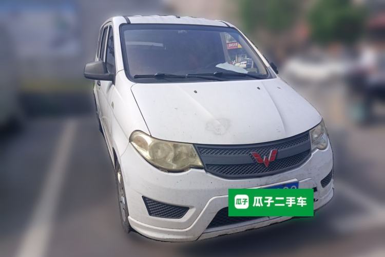 Used Wuling Hongguang 2018 1.5L Classic S Base Model Front Right 45 Deg