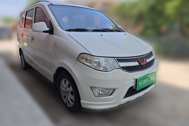 Used Wuling Hongguang 2018 1.5L Classic S Standard Model Front Right 45 Deg