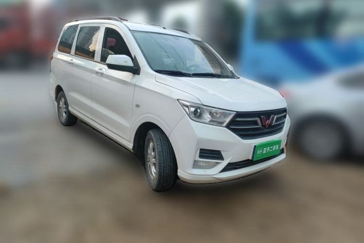 Used Wuling Hongguang 2018 1.5L S Standard Version L2B Front Right 45 Deg