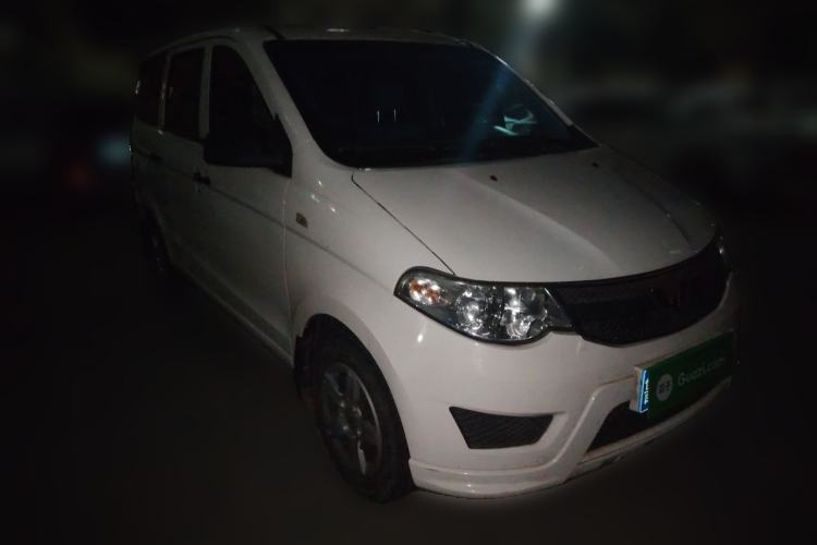 Used Wuling Hongguang 2018 1.5L Classic S Base Model Front Right 45 Deg
