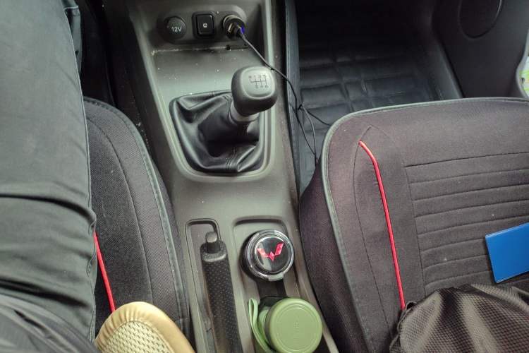 Used Wuling Hongguang 2018 1.5L Classic S Base Model Gear Lever