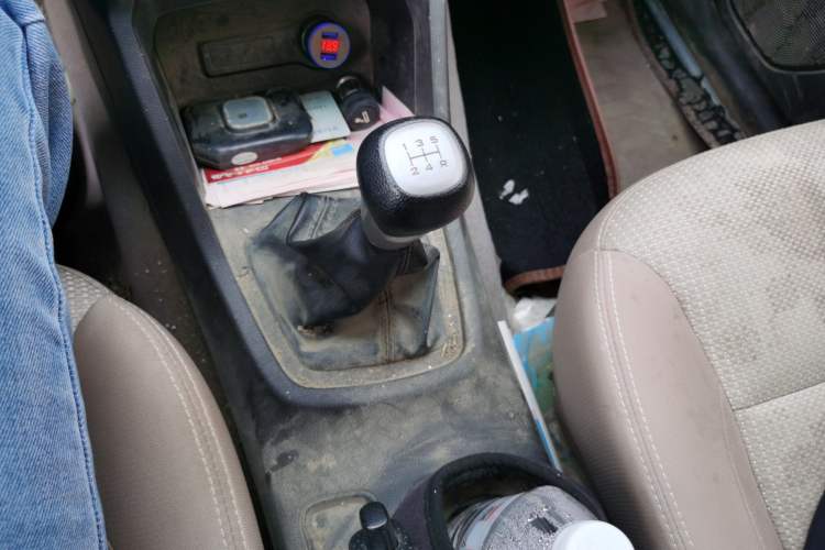 Used Wuling Hongguang 2018 1.5L S Standard Version L2B Gear Lever