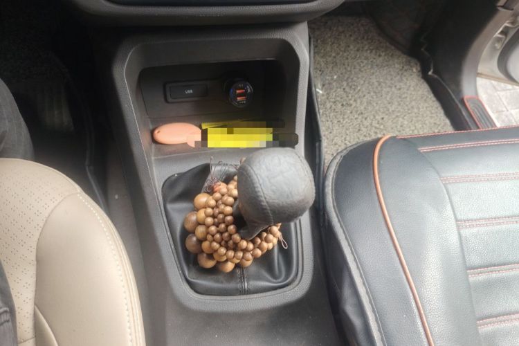 Used Wuling Hongguang 2018 1.5L S Comfort Model L2B Gear Lever