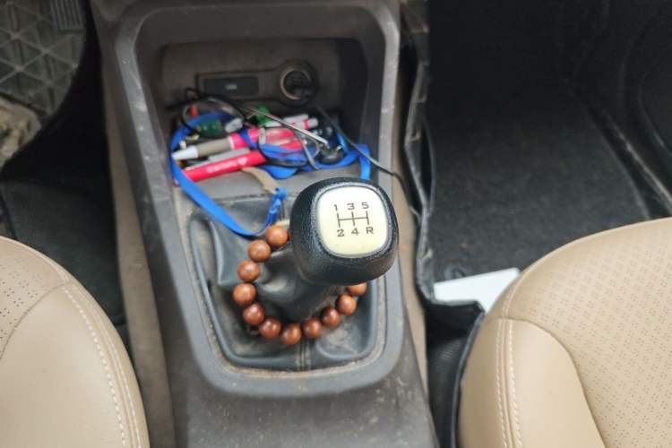 Used Wuling Hongguang 2018 1.5L S Comfort Model L2B Gear Lever