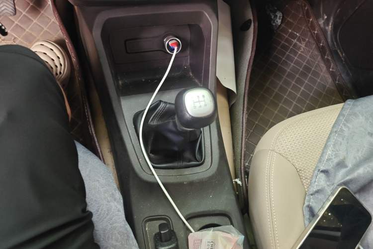 Used Wuling Hongguang 2018 1.5L S Standard Version L2B Gear Lever