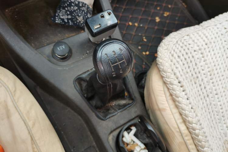 Used Wuling Hongguang 2018 1.5L Classic S Base Model Gear Lever