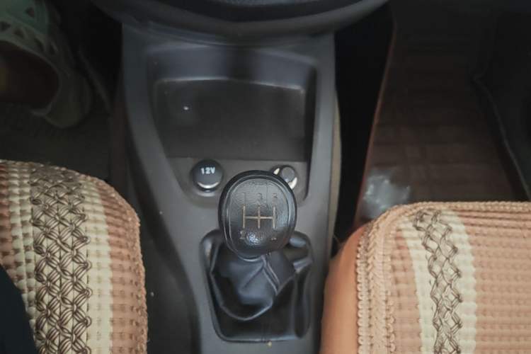 Used Wuling Hongguang 2018 1.5L Classic S Standard Model Gear Lever
